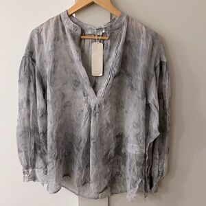 NWT Vince Sheer Blouse, Woman Size Medium, Grays and Blues